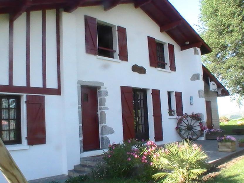 Appartement Au Coeur Du Pays Basque : Vue Superbe Saint-Esteben Exteriör bild